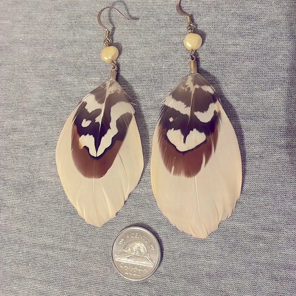 Pair of feather earrings and adjustable bronze chain necklace w/ Phoenix pendant - Picture 6 of 8